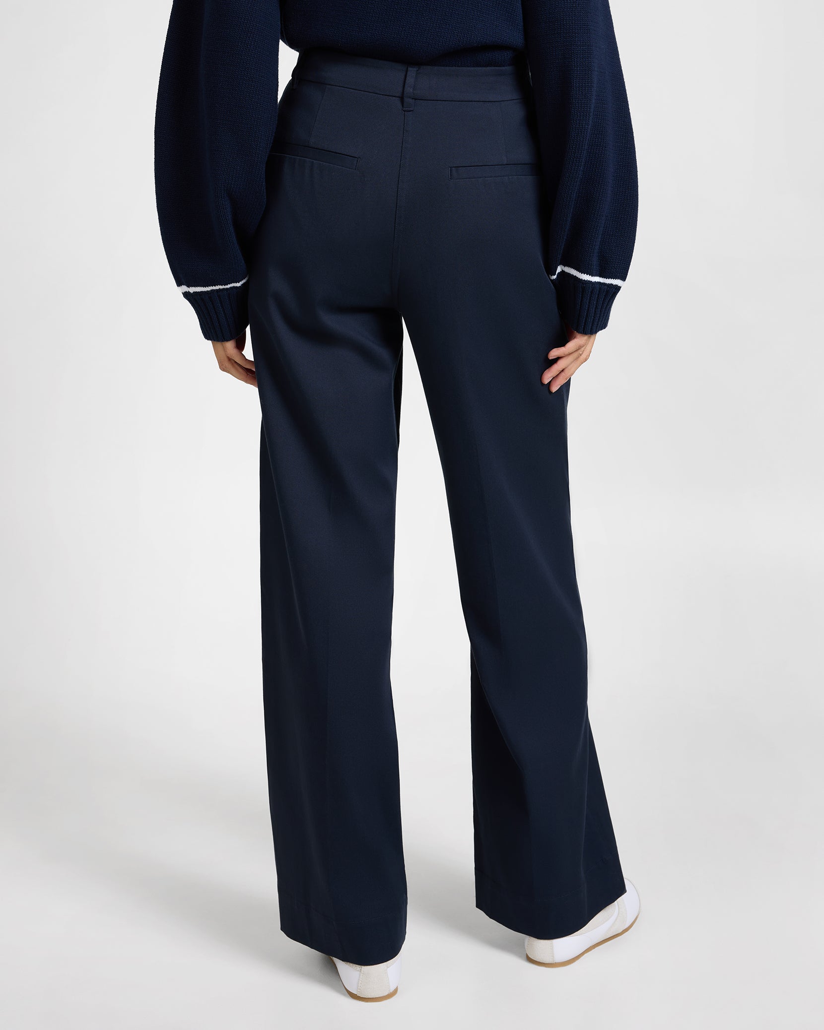 Noir Navy
