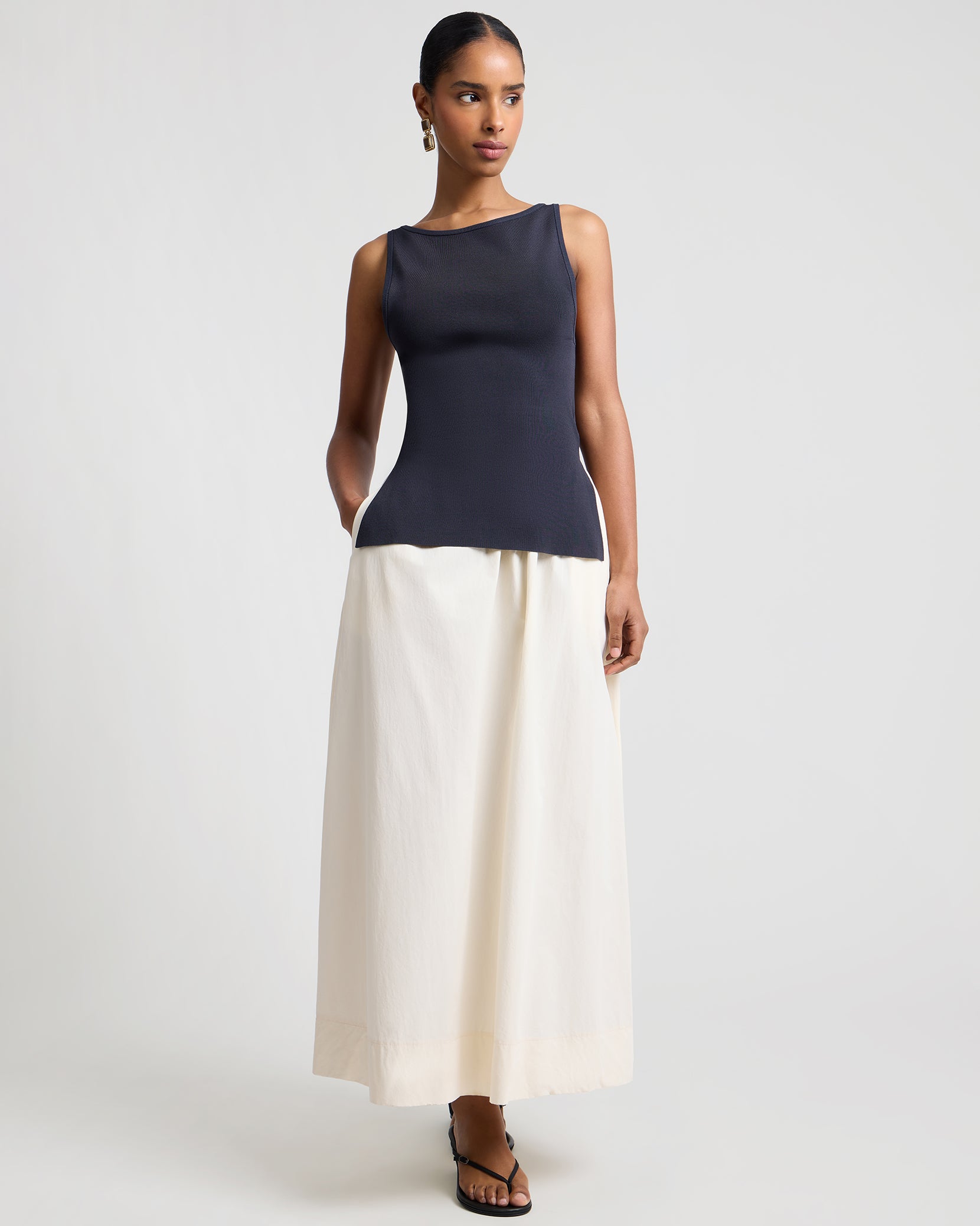 Black/Ivory