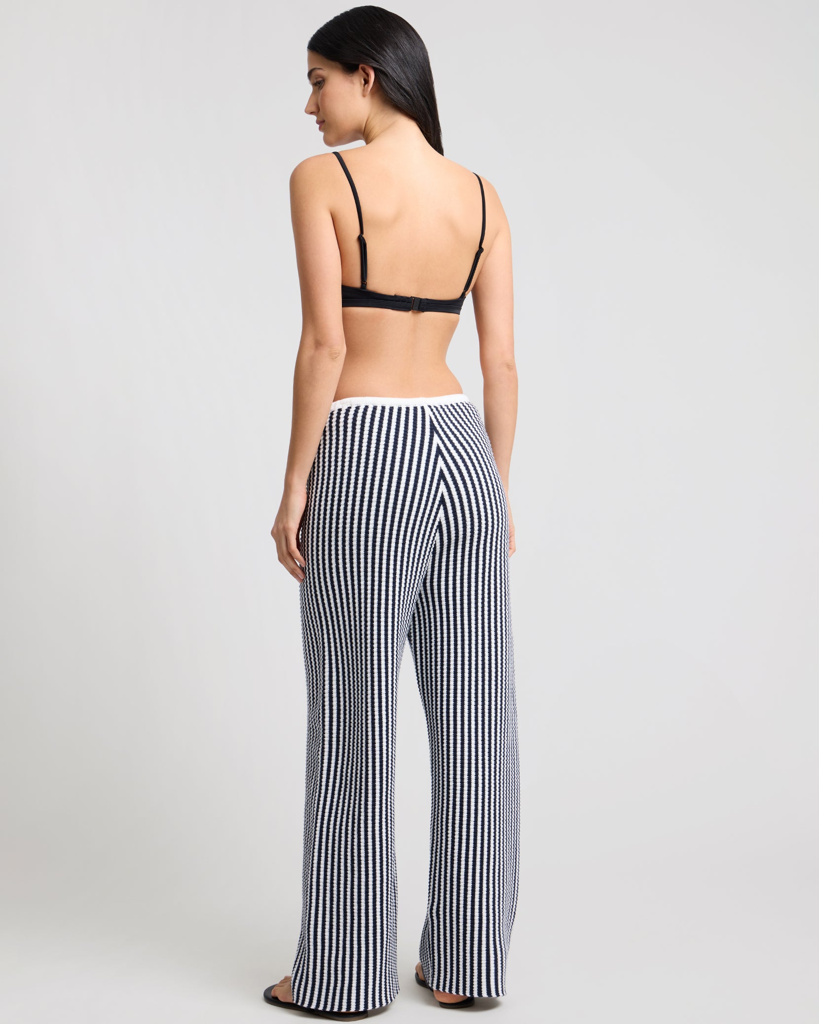 Noir Navy/White